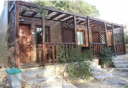 مكان تخييم Casas Da Gruta -