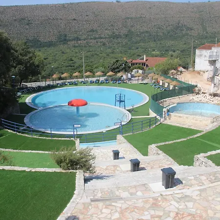 Casas Da Gruta - مكان تخييم Mira (Leiria)